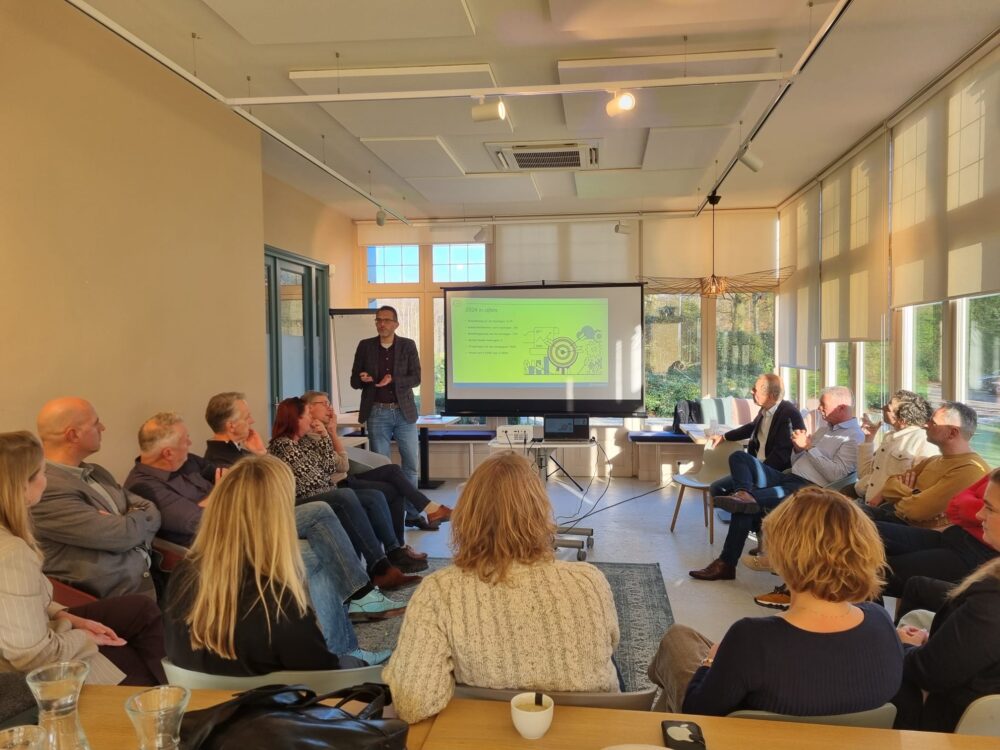 Samen met trainers en collega’s vieren we een succesvol Bouwmeestersjaar!