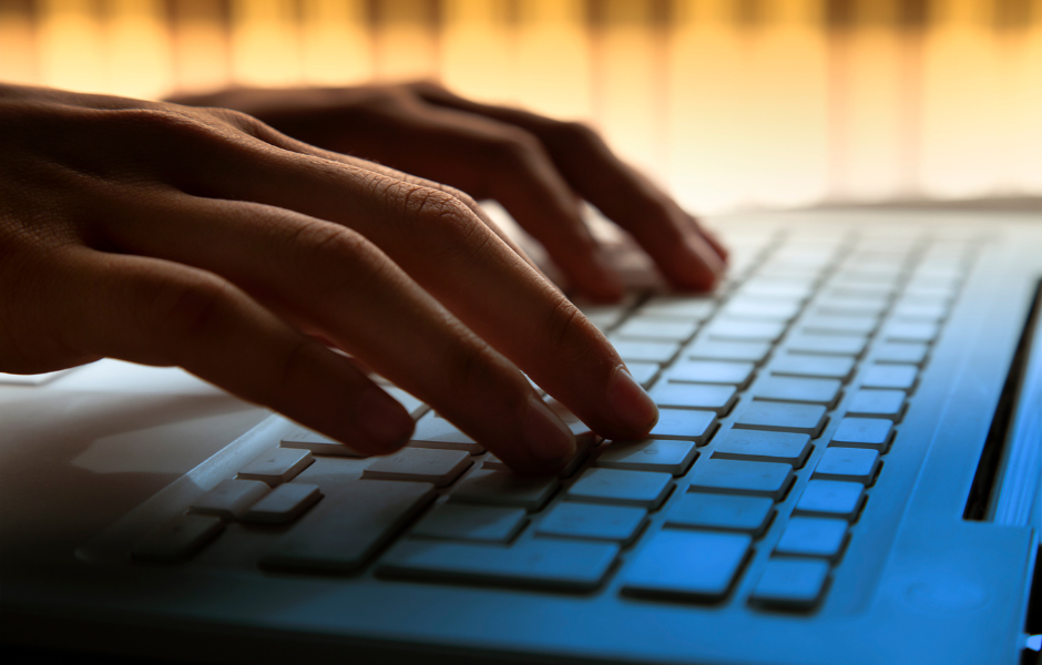 Winnen met woorden: zo schrijf je EMVI-plannen die écht scoren (met of zonder AI)